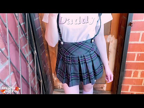 ❤️ ʻO ke kaikamahine kula e ʻū hohonu i kāna dick a hoʻopaʻa ʻia ma mua o nā papa. Nani porn ma porn haw.basseyn-vsem.ru